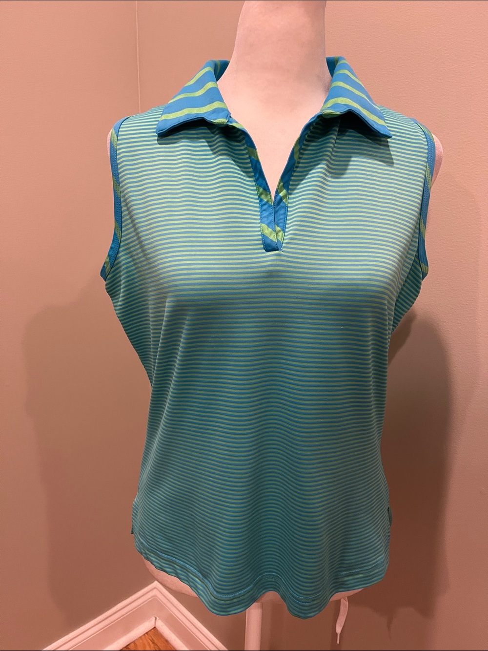 bette & court Sleeveless Polo Shirt